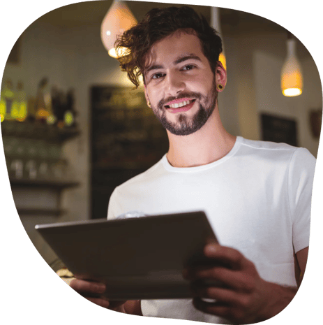 sellandpick-smiling-man