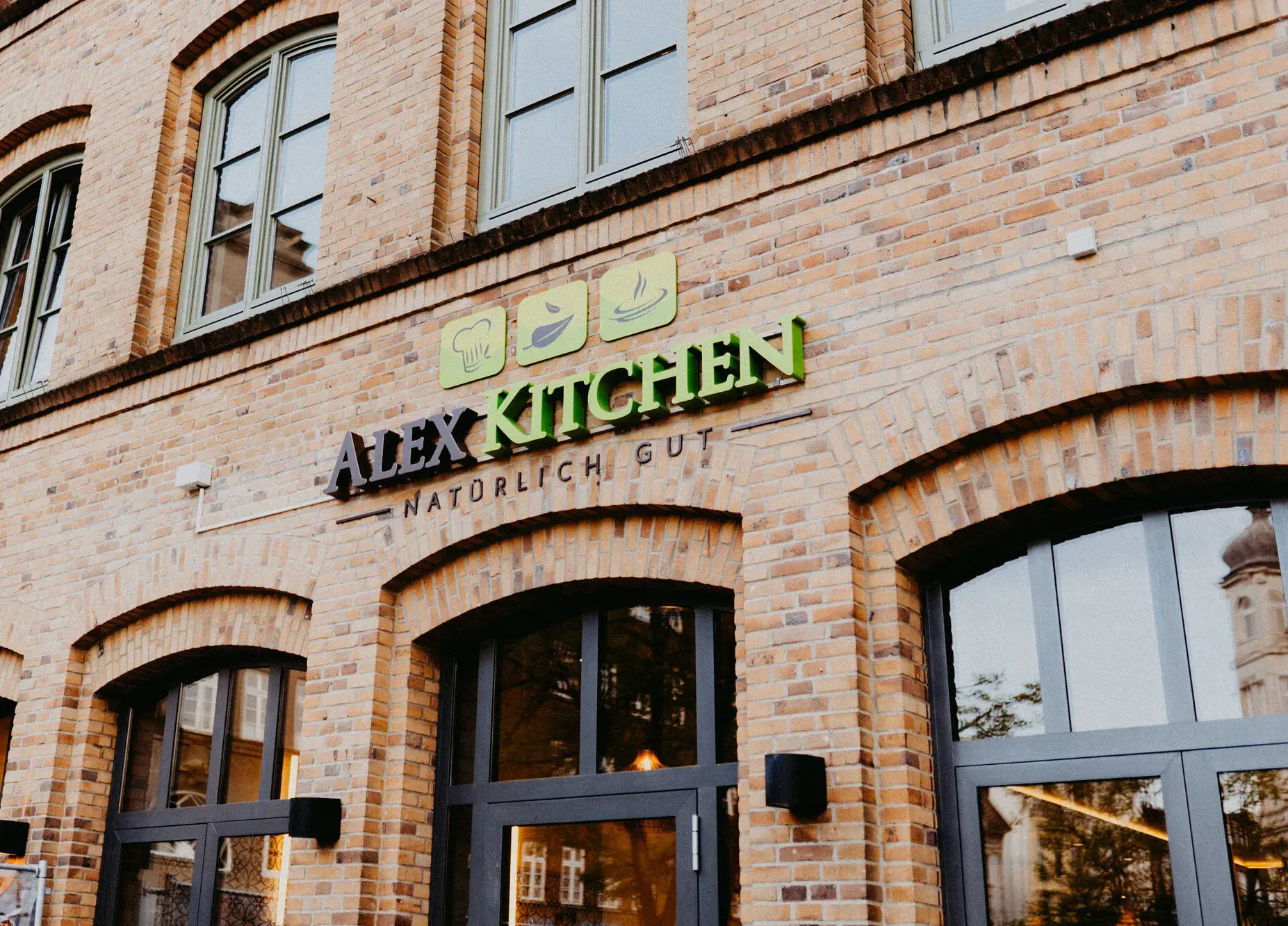 stories_alex-kitchen